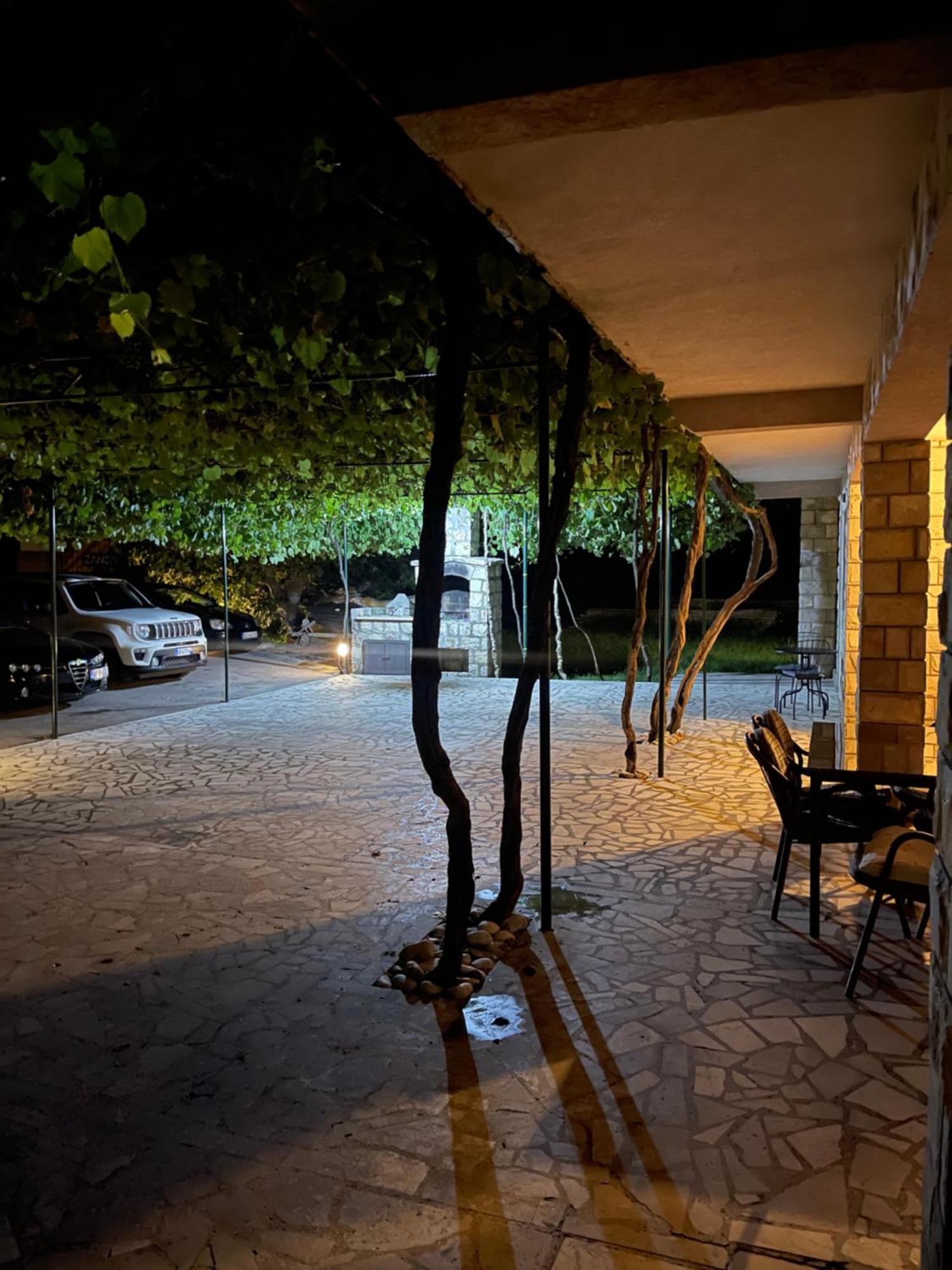 Apartmani Mendula Budva Exterior foto